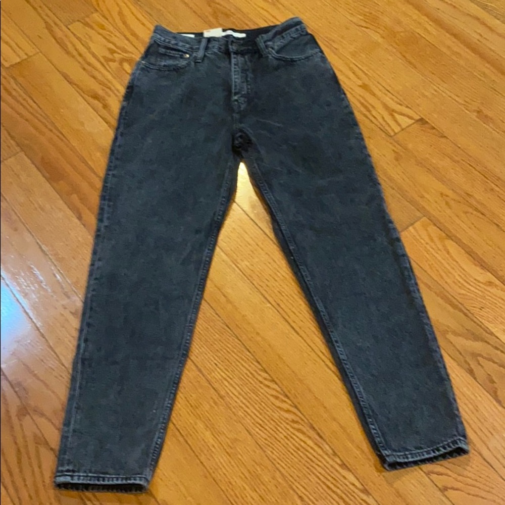 🔥🔥🔥NWT Levi’s Premium Mom Jeans - Picture 5 of 10